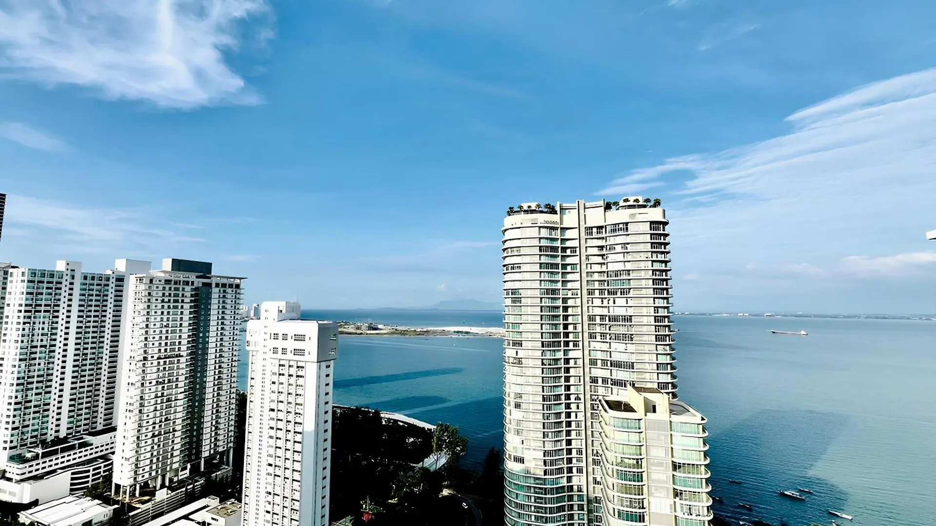 Lejlighed Mansion One L 7Pax 2R2B L Seaview L Gleneagle L By Perfectsweethome George Town